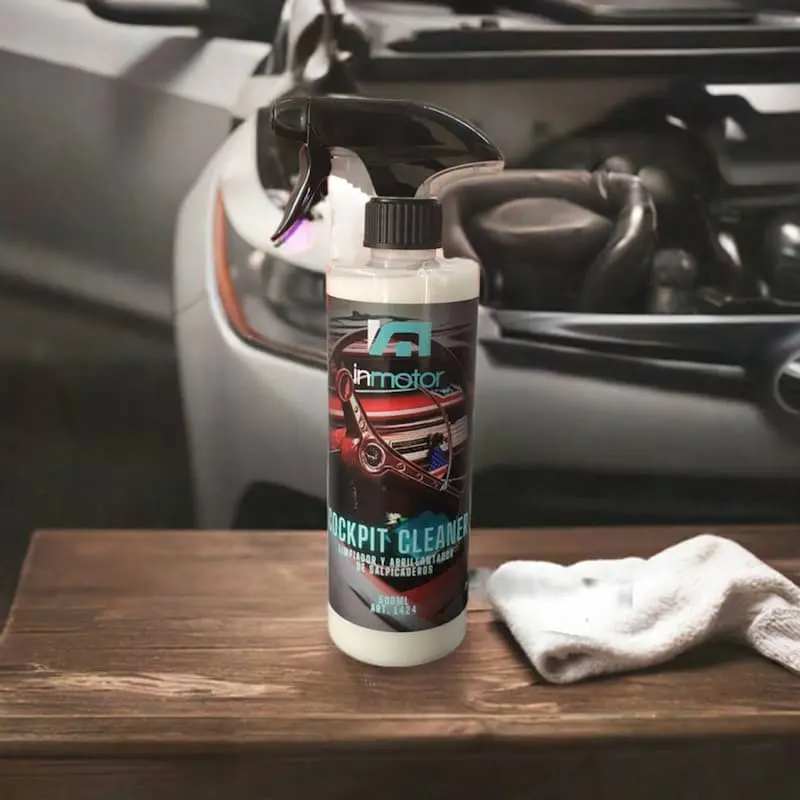 Cockpit Cleaner