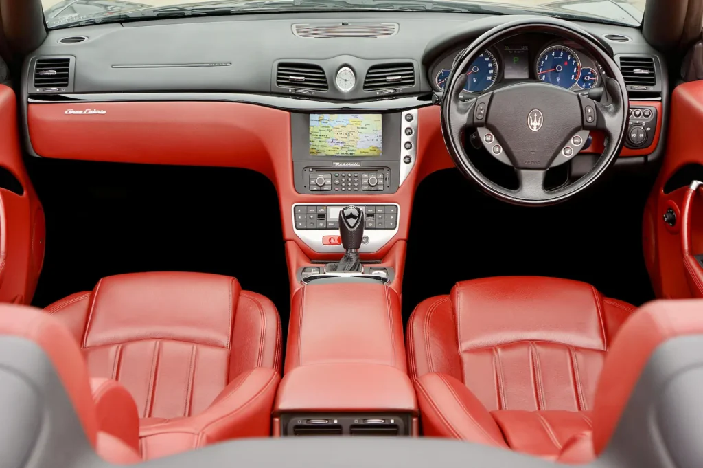 como limpiar el cuero del coche